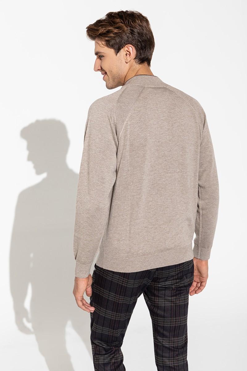 Beżowy sweter męski