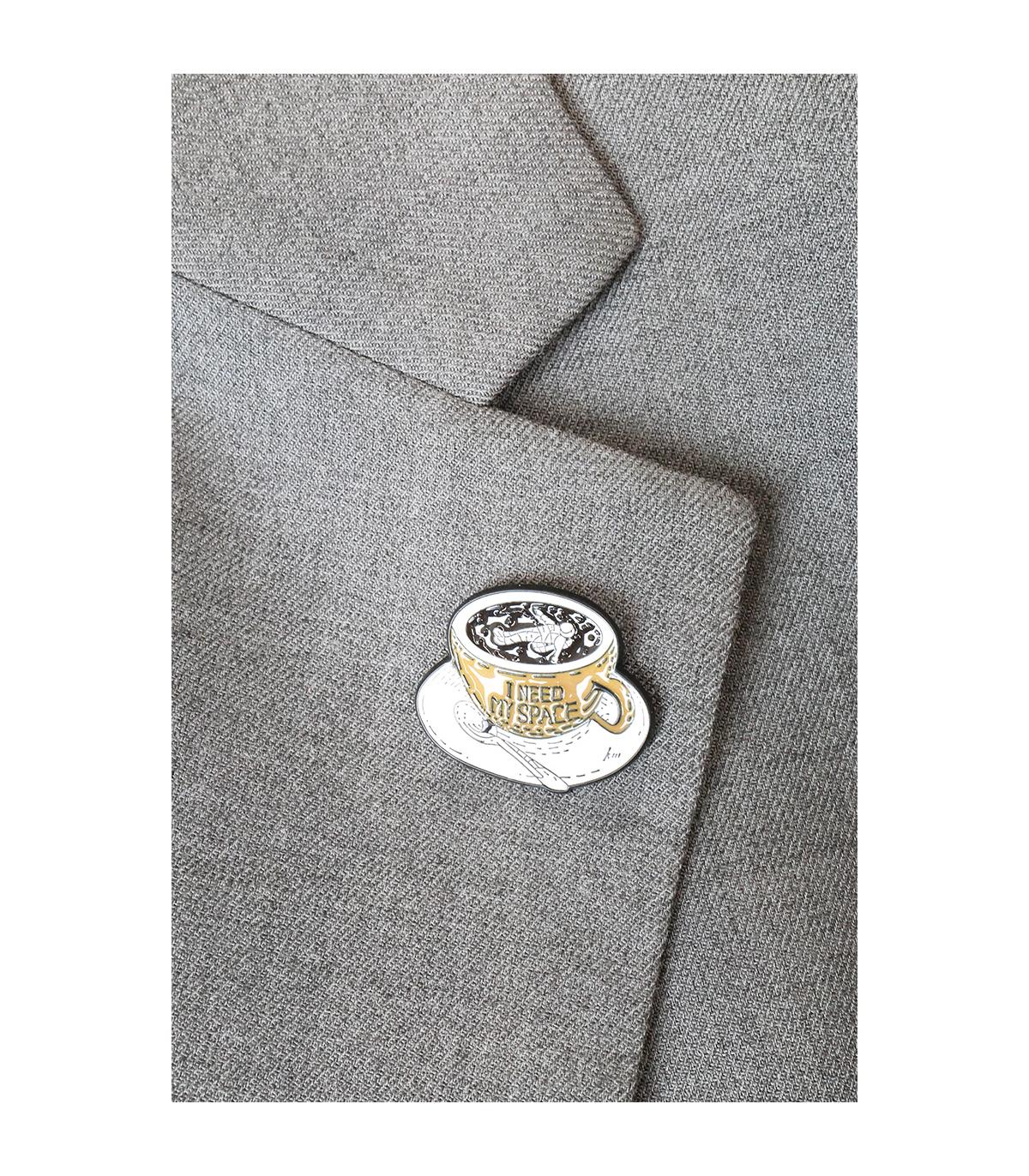 ozdobny pins do marynarki