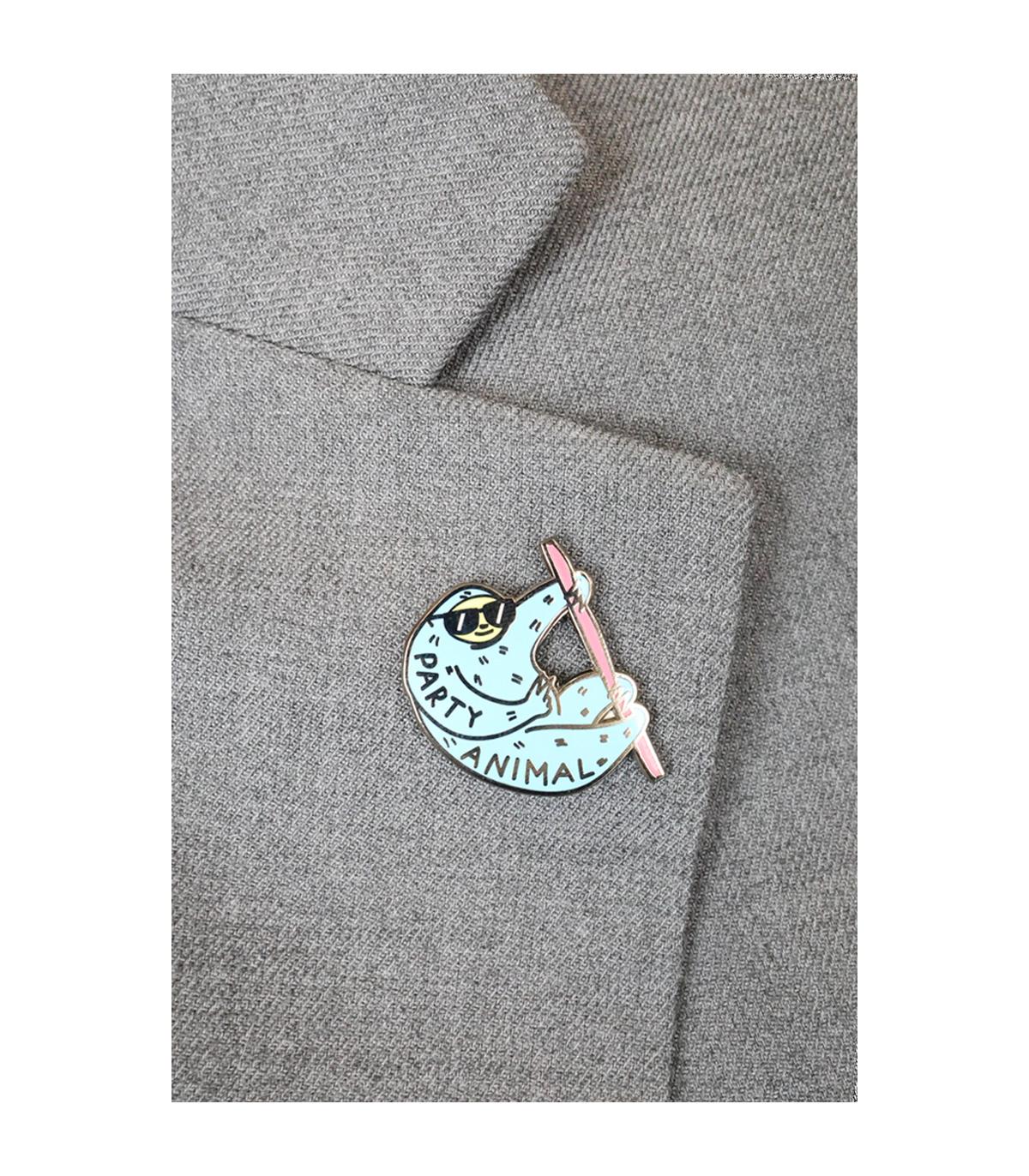 ozdobny pins do marynarki