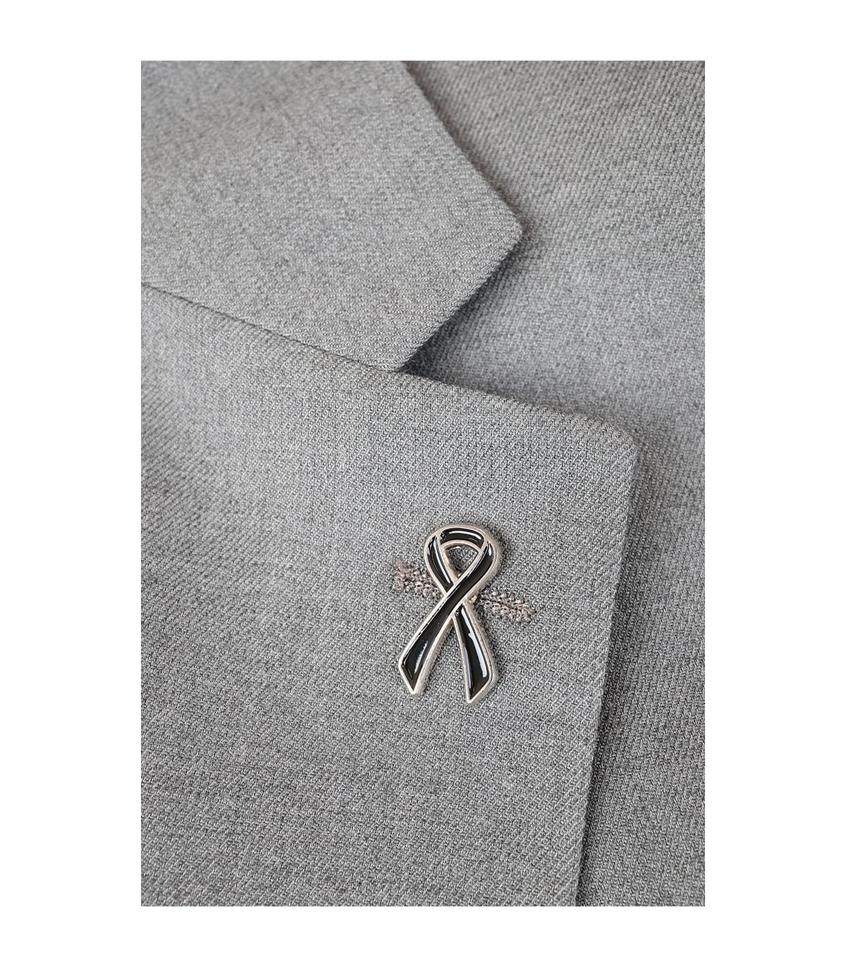 ozdobny pins do marynarki
