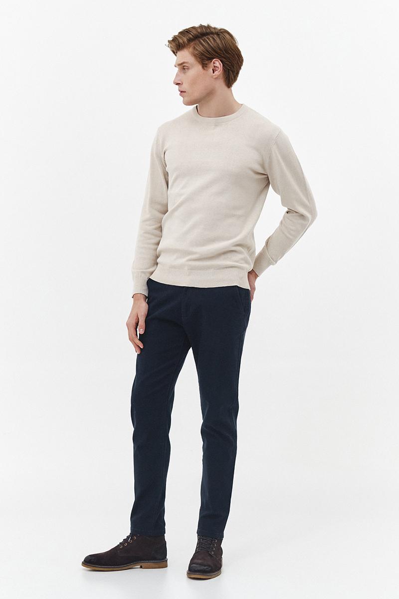 beżowy sweter męski