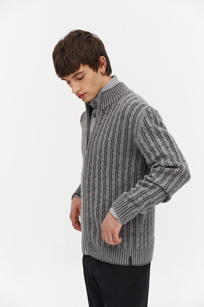 szary kardigan z merino