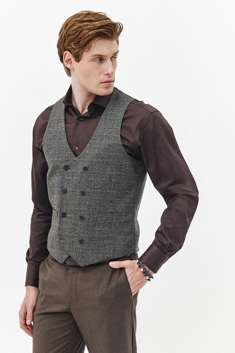 brązowa kamizelka męska