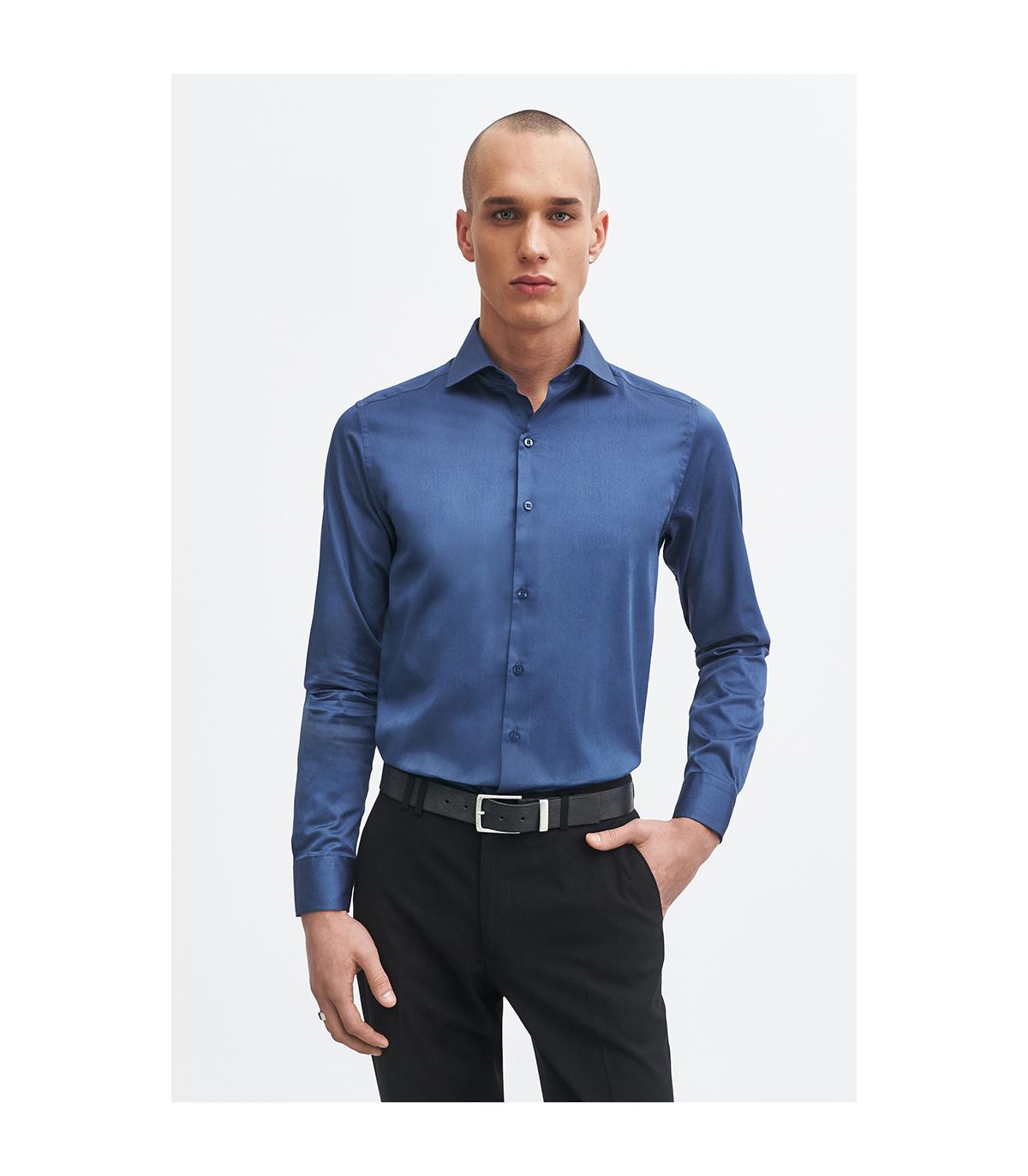 niebieska koszula męska