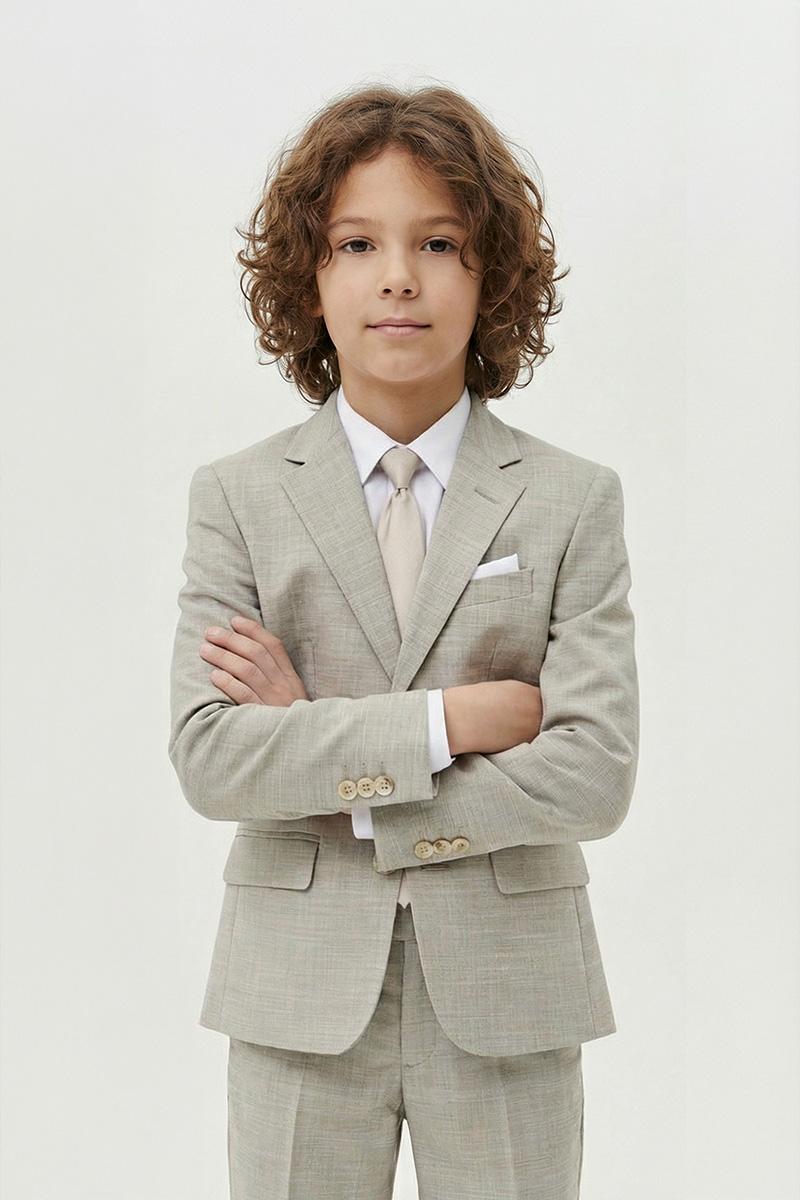 beżowy garniturek chłopięcy