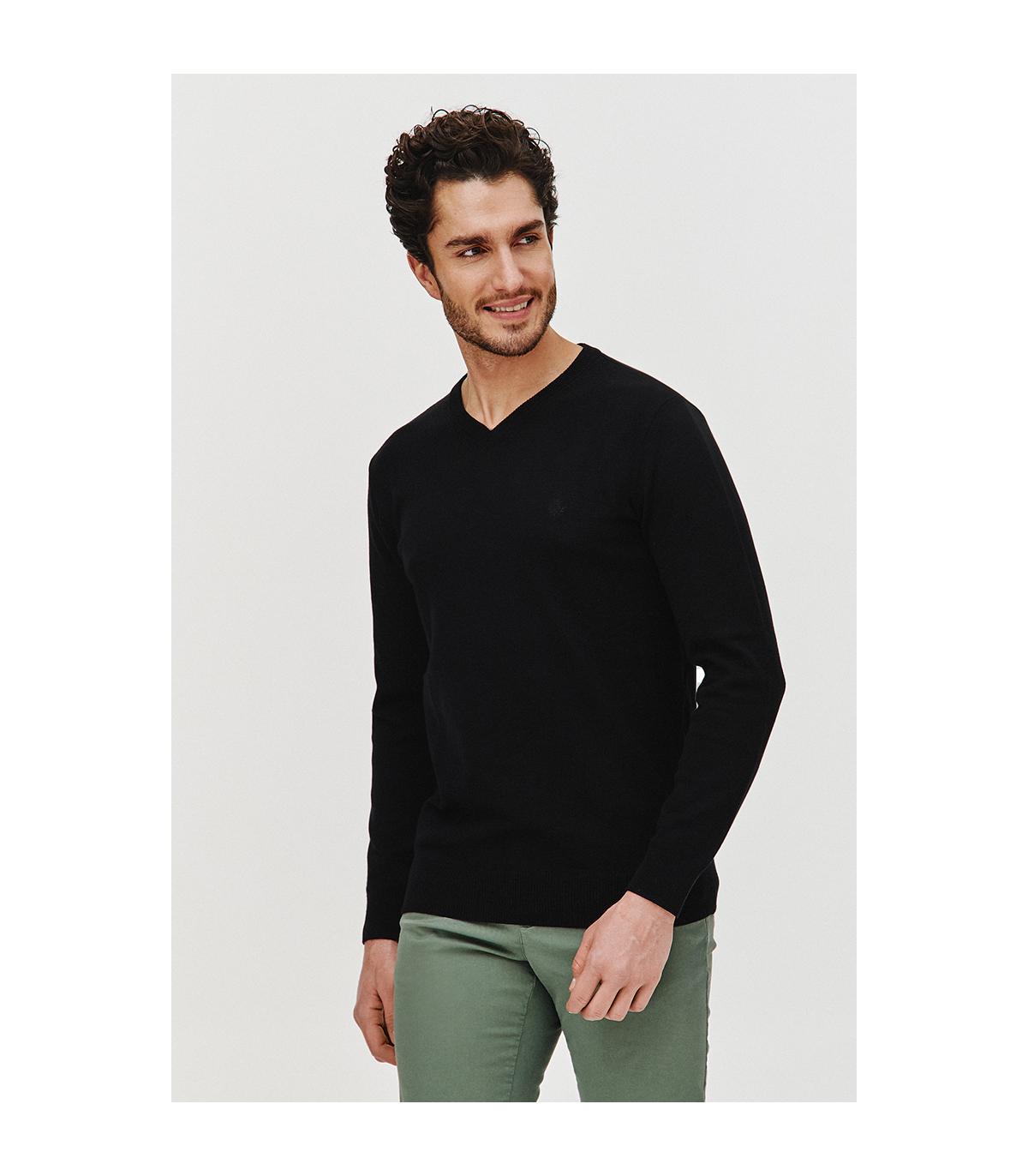 SWETER V NECK ROST CZARNY