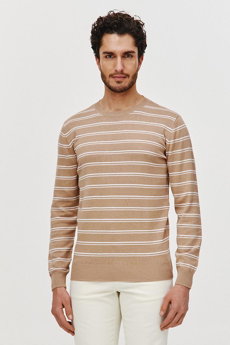 SWETER STOR BEŻOWY W BIAŁE PASKI