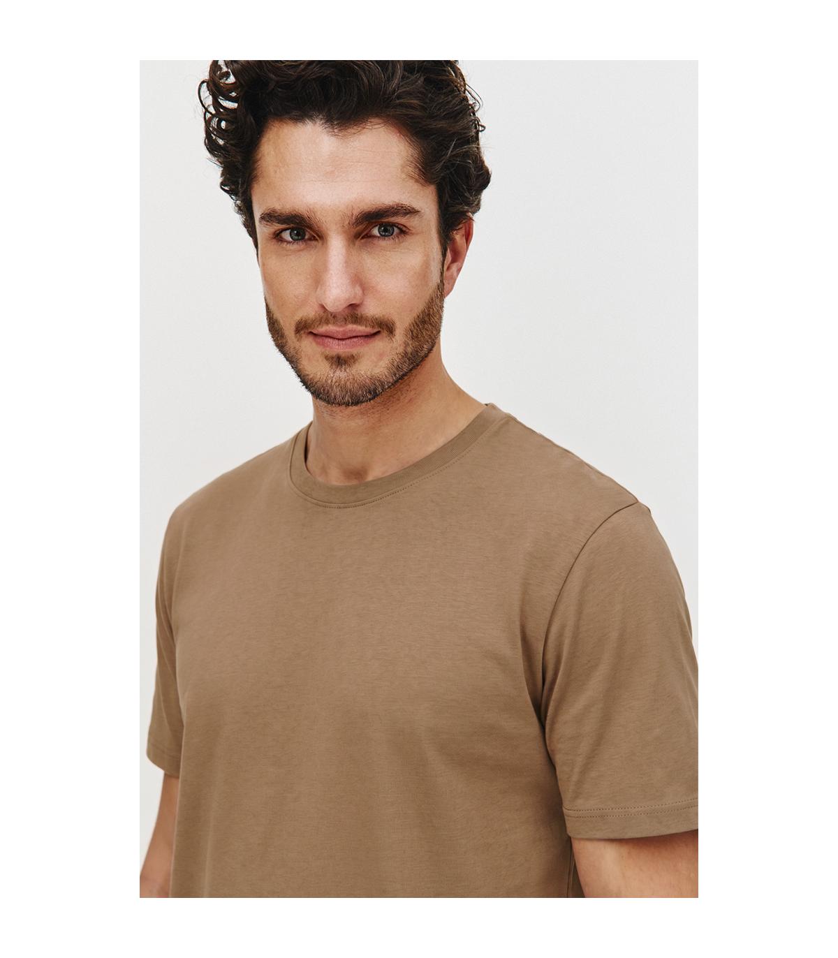 BEŻOWY T-SHIRT MĘSKI ADO