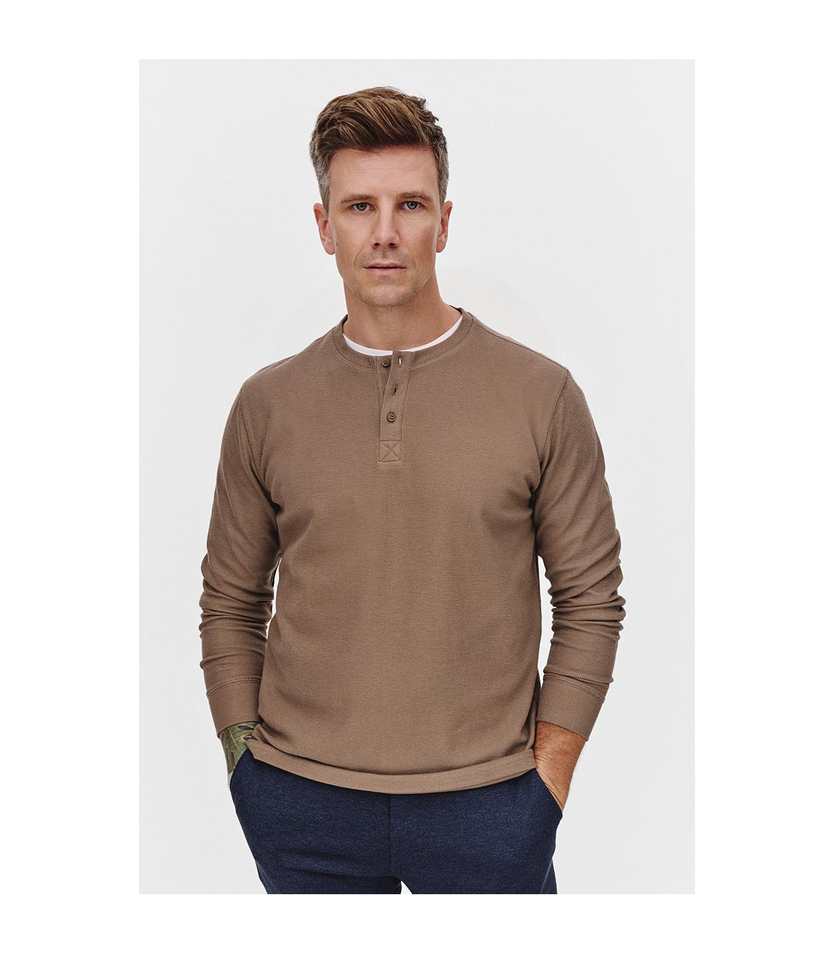 CIEMNOBEŻOWY LONGSLEEVE MĘSKI RISKO