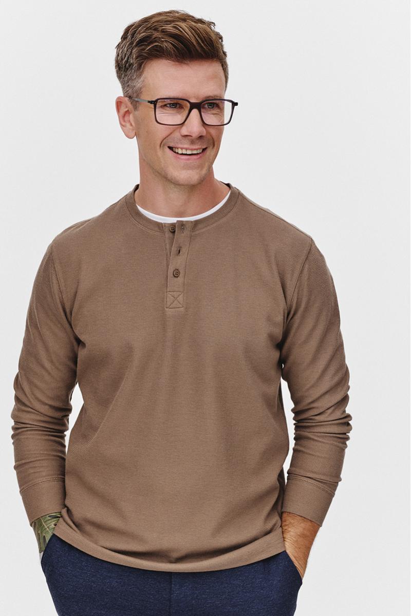 CIEMNOBEŻOWY LONGSLEEVE MĘSKI RISKO