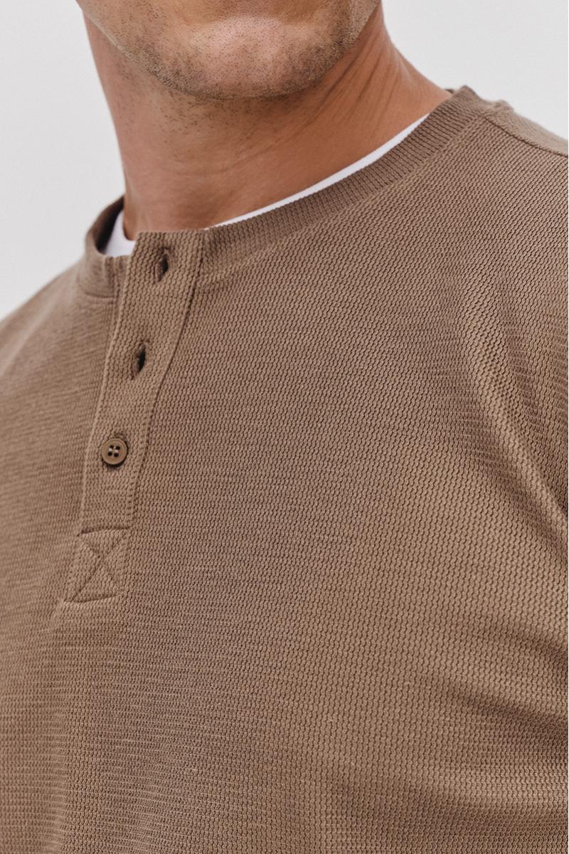 CIEMNOBEŻOWY LONGSLEEVE MĘSKI RISKO