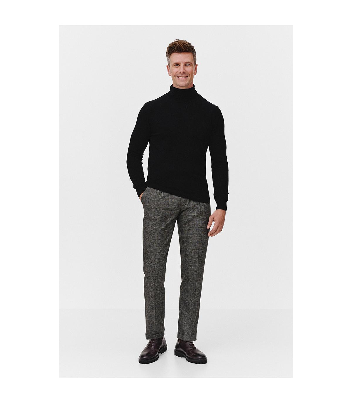 CZARNY GOLF 100% WEŁNA MERINO ROFO