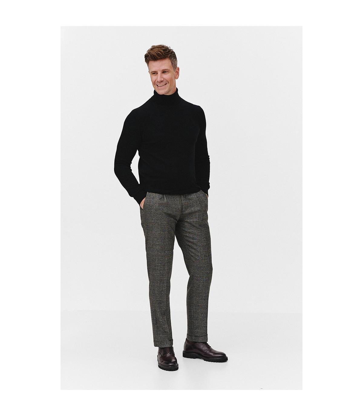CZARNY GOLF 100% WEŁNA MERINO ROFO